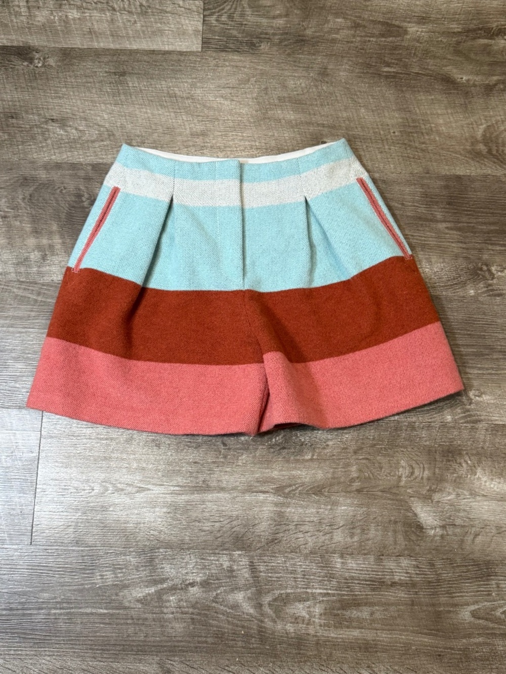 See by Chloe striped wool shorts multi color pleated size 4.